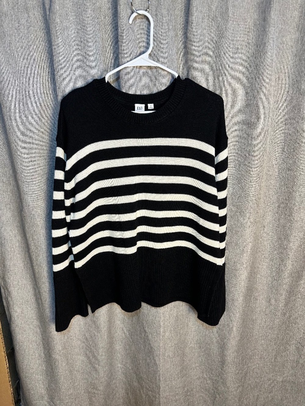 GAP Black White Striped Cotton Crewneck Sweater Boxy Drop Shoulder - Small